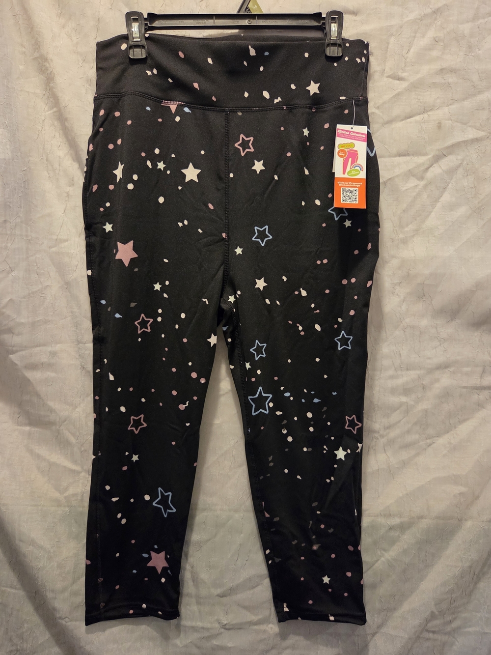 POP Fit Black Cropped Leggings with Pink & Blue Star Print